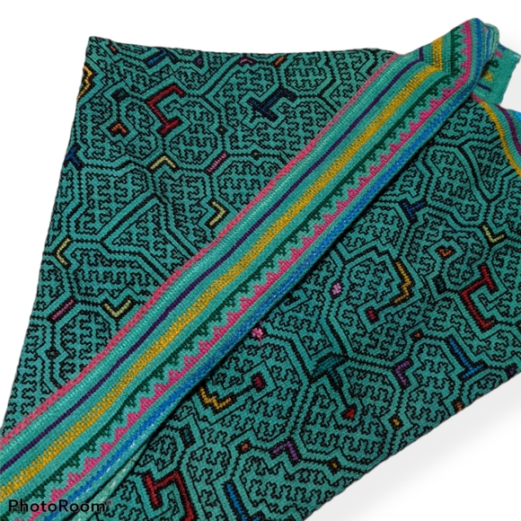 Peruvian Shipibo Long Hand Embroidered Tapestry - Picture 2 of 3